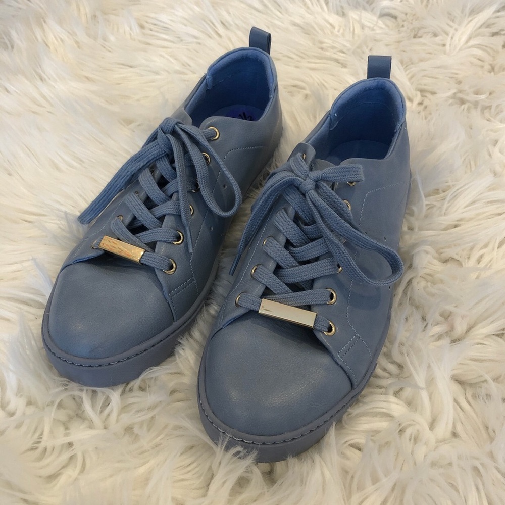 ALDO monochromatic light blue shoes👟💙